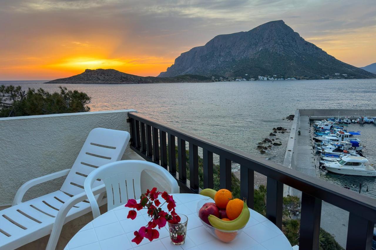 Pelagos Seafront Accommodation - Maria Myrties Luaran gambar
